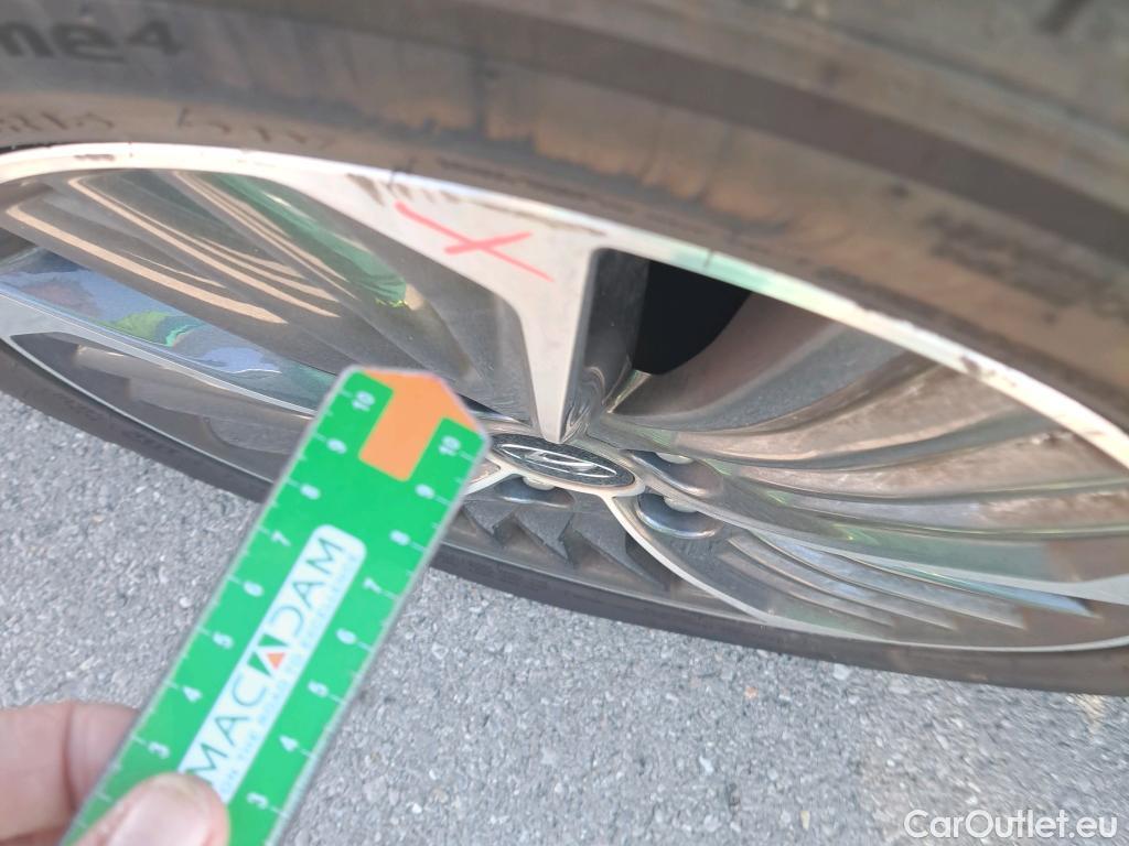  Hyundai   Ioniq HYUNDAI / 2019 / 5P / berlina con portón 1.6 GDI PHEV Klass DCT #14