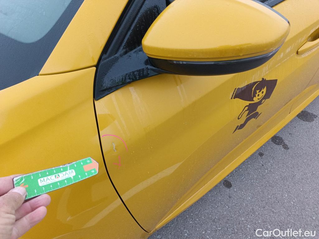  Peugeot  208 PEUGEOT  / 2019 / 5P / berlina con portón PureTech 73kW (100CV) Active #3