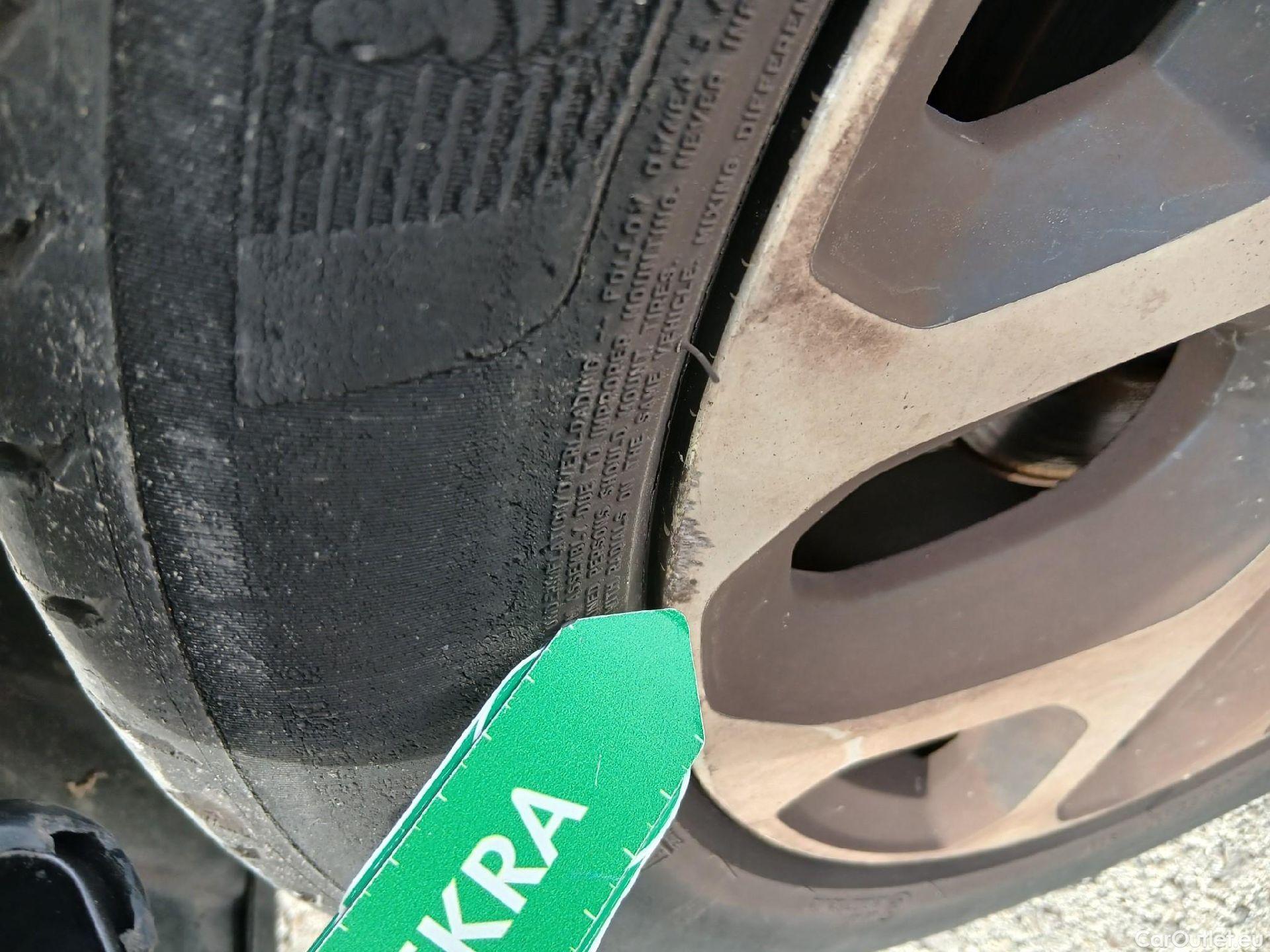  Renault  Captur  Zen 0.9 TCe 90CV MT5 E6 #16