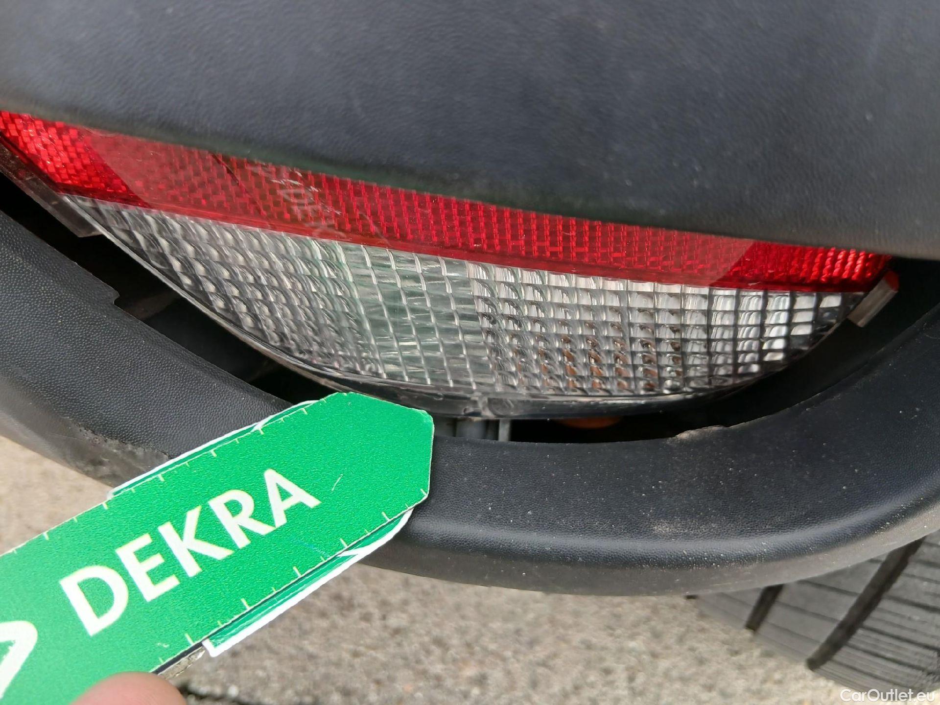  Renault  Captur  Zen 0.9 TCe 90CV MT5 E6 #51