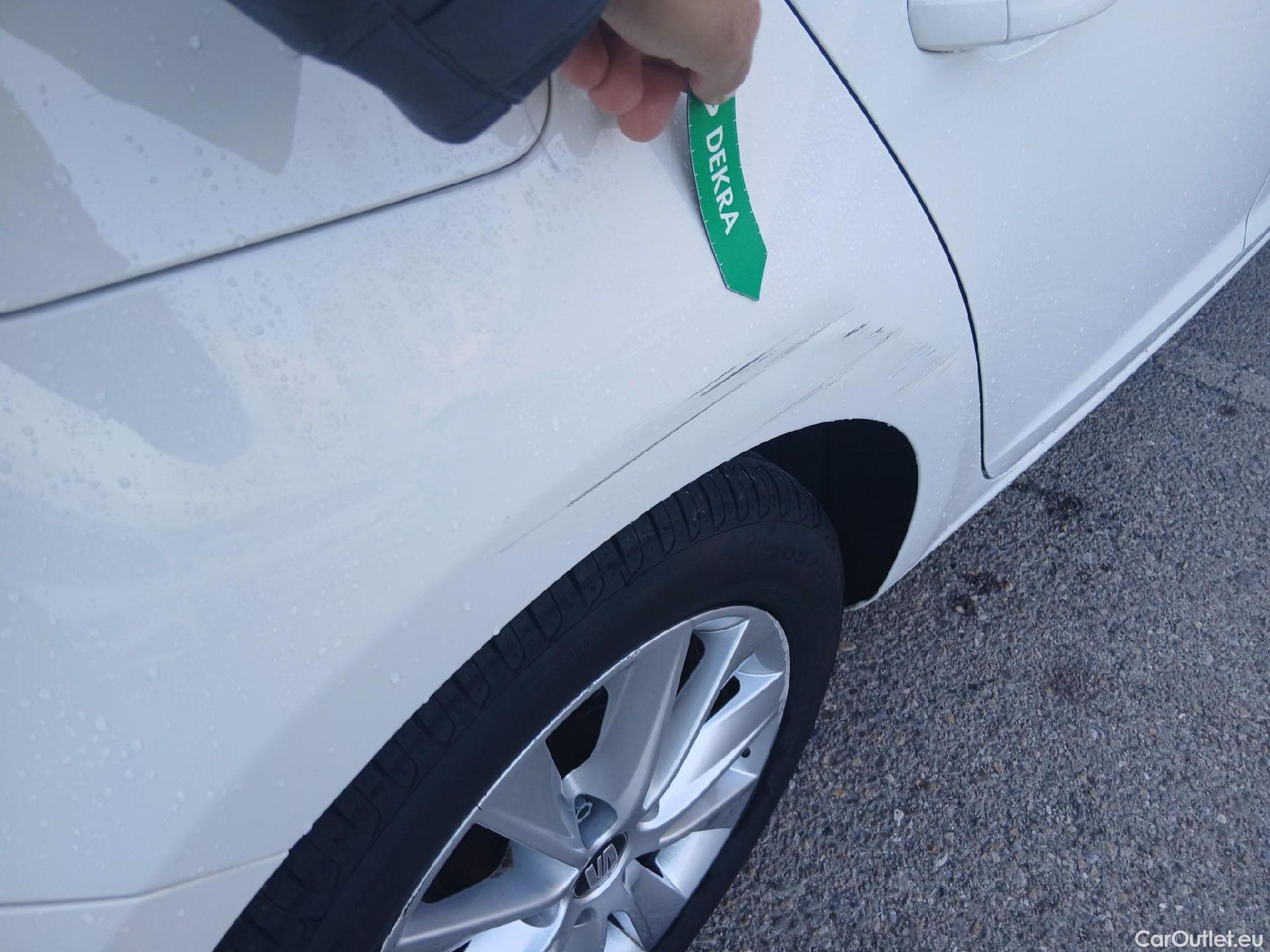  Seat  Leon SEAT León / 2016 / 5P / berlina con portón 2.0 TDI 110kW (150CV) St&Sp Style #23