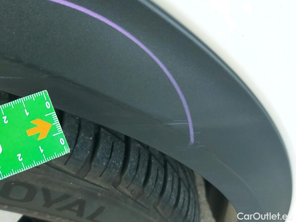  Peugeot  2008 PEUGEOT  / 2019 / 5P / todoterreno Allure Pack Puretech 130 S&S EAT8 (AC) #8