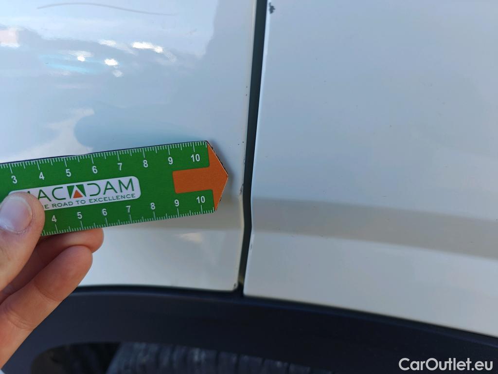  Nissan  Qashqai NISSAN  / 2021 / 5P / todoterreno DIG-T 103kW (140CV) mHEV 4x2 Acenta #32