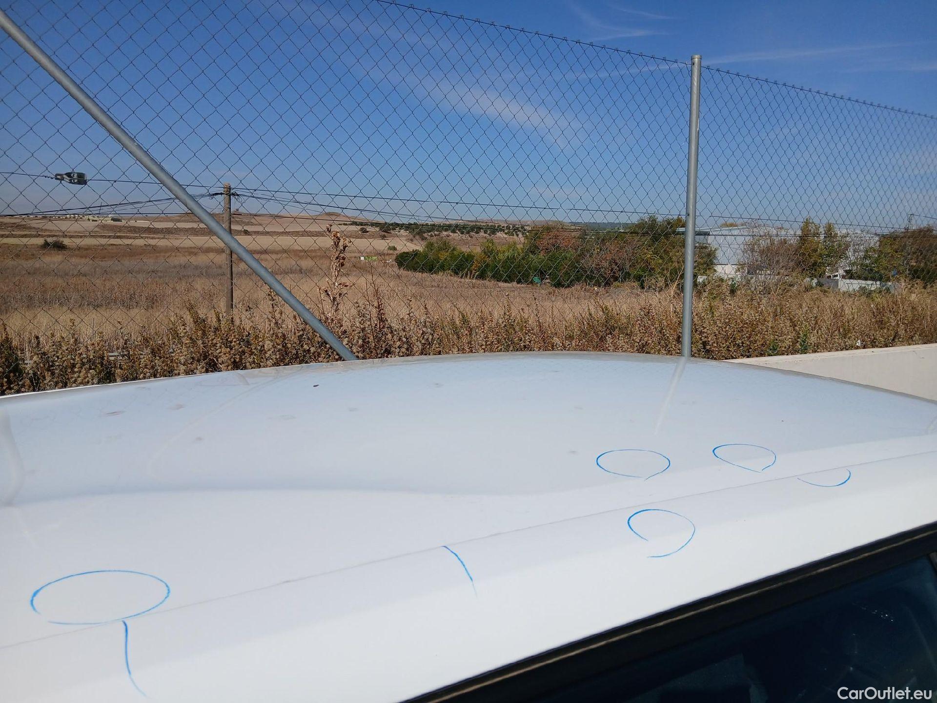  Peugeot  2008 PEUGEOT  / 2019 / 5P / todoterreno Active BlueHDI 81kW (110CV) #35