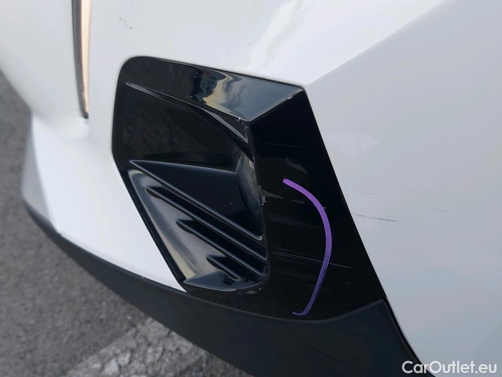  Peugeot  2008 PEUGEOT  / 2019 / 5P / todoterreno Allure Pack Puretech 130 S&S EAT8 (AC) #31