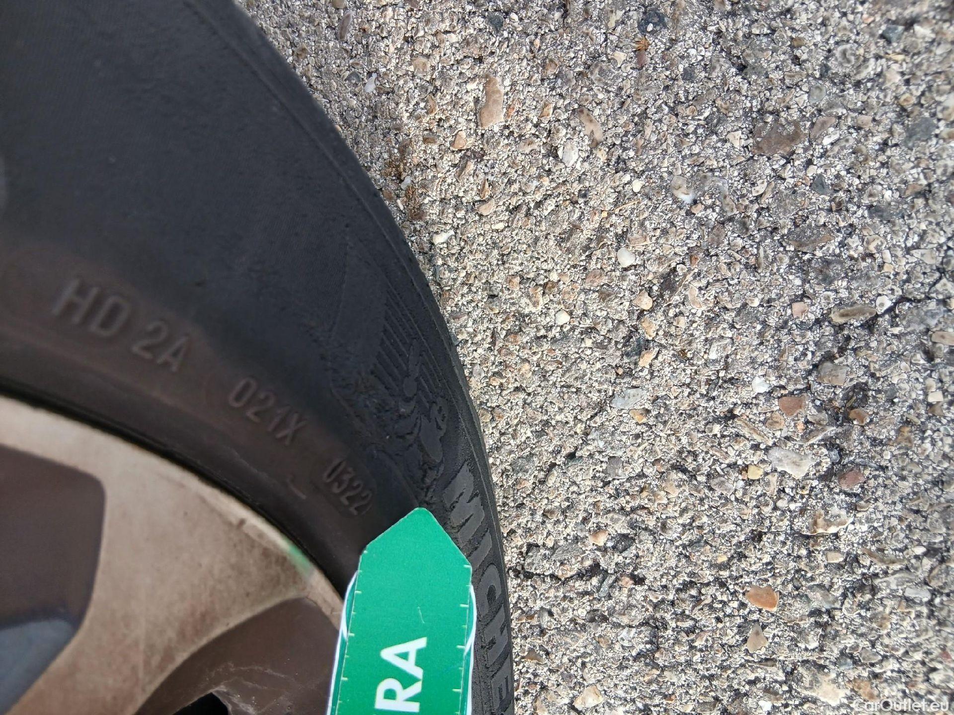  Renault  Captur  Zen 0.9 TCe 90CV MT5 E6 #18