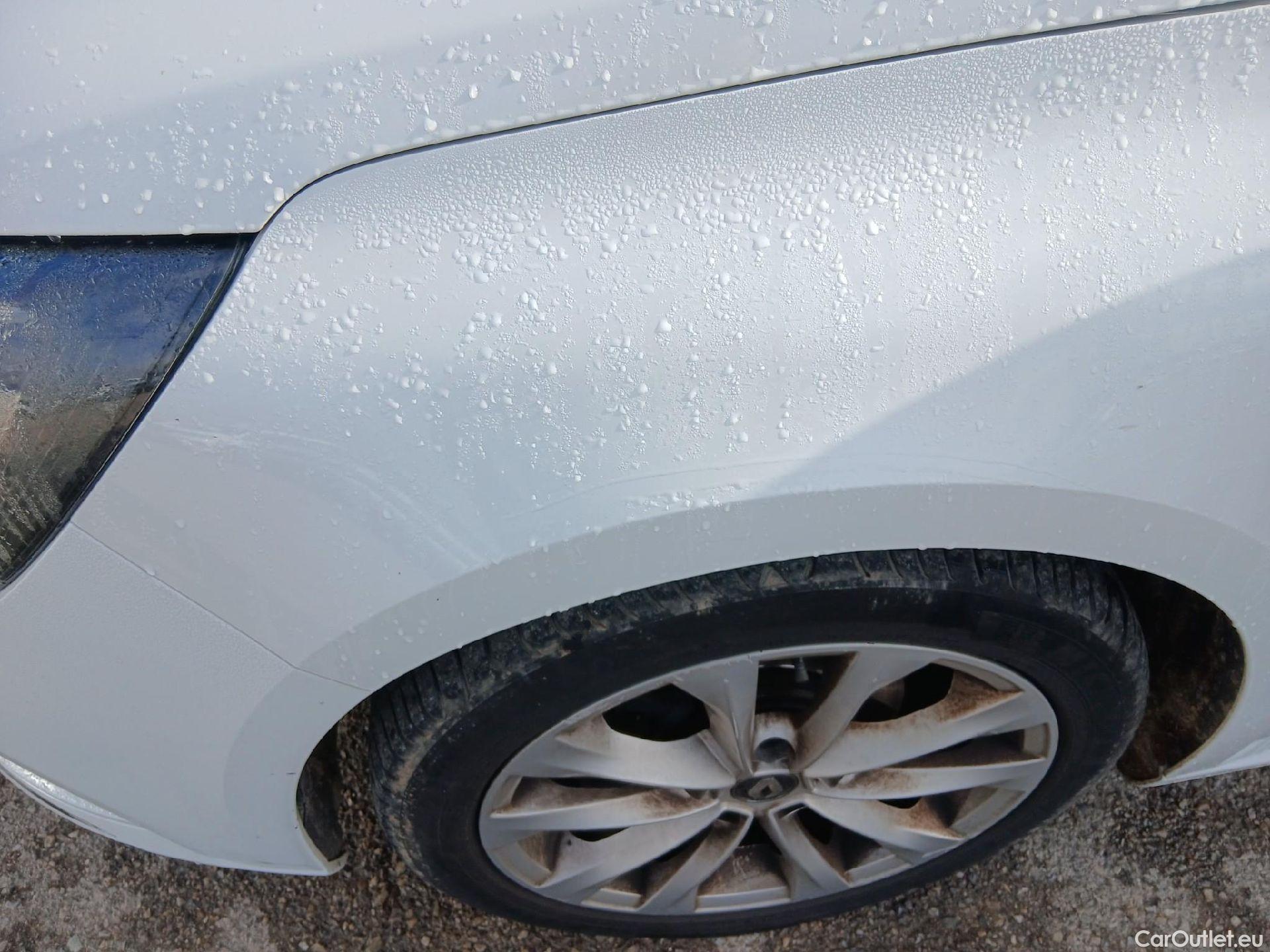  Renault  Megane RENAULT Mégane / 2015 / 5P / familiar S.T. Zen Tce GPF 103 kW (140CV) EDC -18 #5