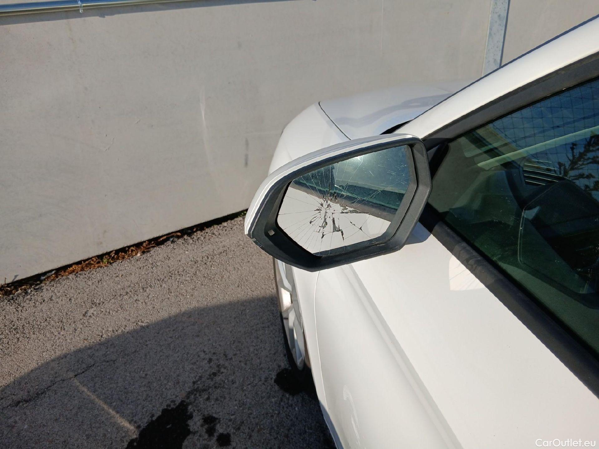  Seat  Leon SEAT Nuevo León / 2020 / 5P / familiar SP 2.0 TDI 85kW Style Go(SP) #21