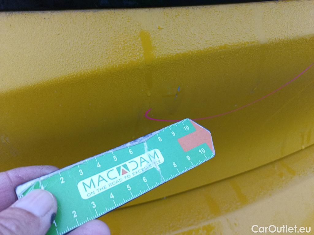  Peugeot  208 PEUGEOT  / 2019 / 5P / berlina con portón PureTech 73kW (100CV) Active #24