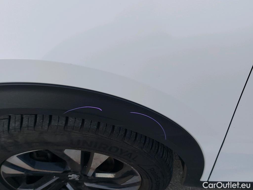  Peugeot  2008 PEUGEOT  / 2019 / 5P / todoterreno Allure Pack Puretech 130 S&S EAT8 (AC) #7