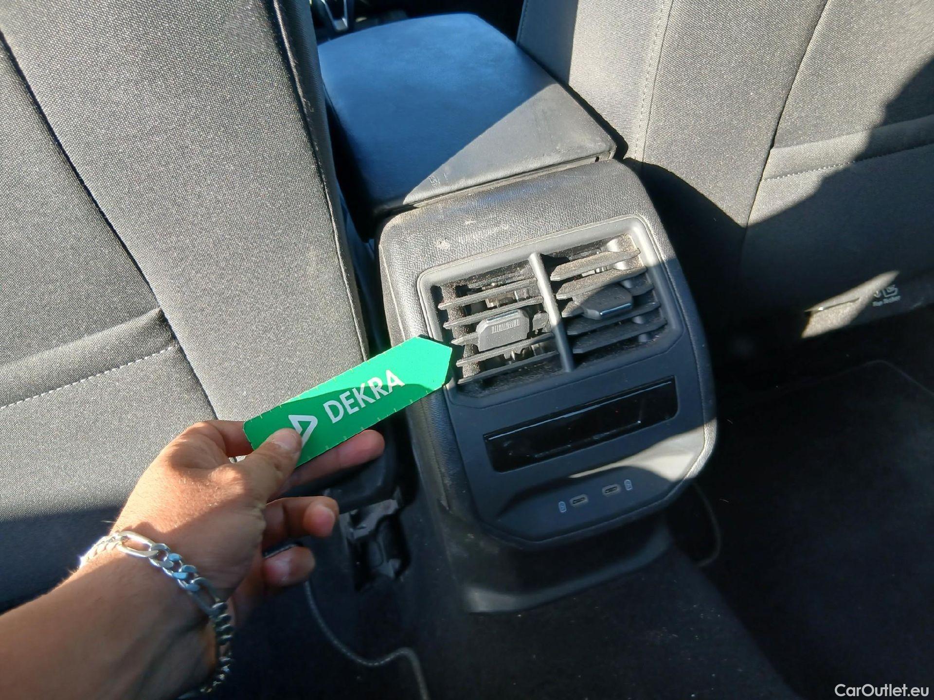  Seat  Leon SEAT Nuevo León / 2020 / 5P / familiar SP 2.0 TDI 85kW Style Go(SP) #7