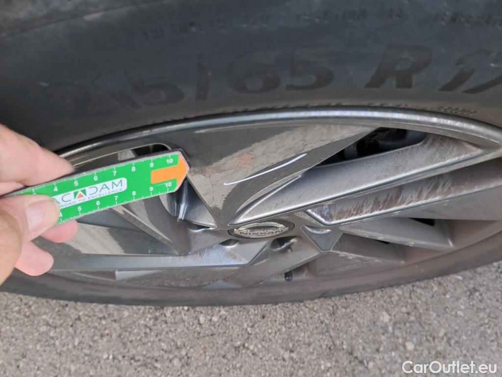  Nissan  Qashqai NISSAN  / 2021 / 5P / todoterreno DIG-T 116kW (158CV) mHEV Xtronic Acenta (AC) #9