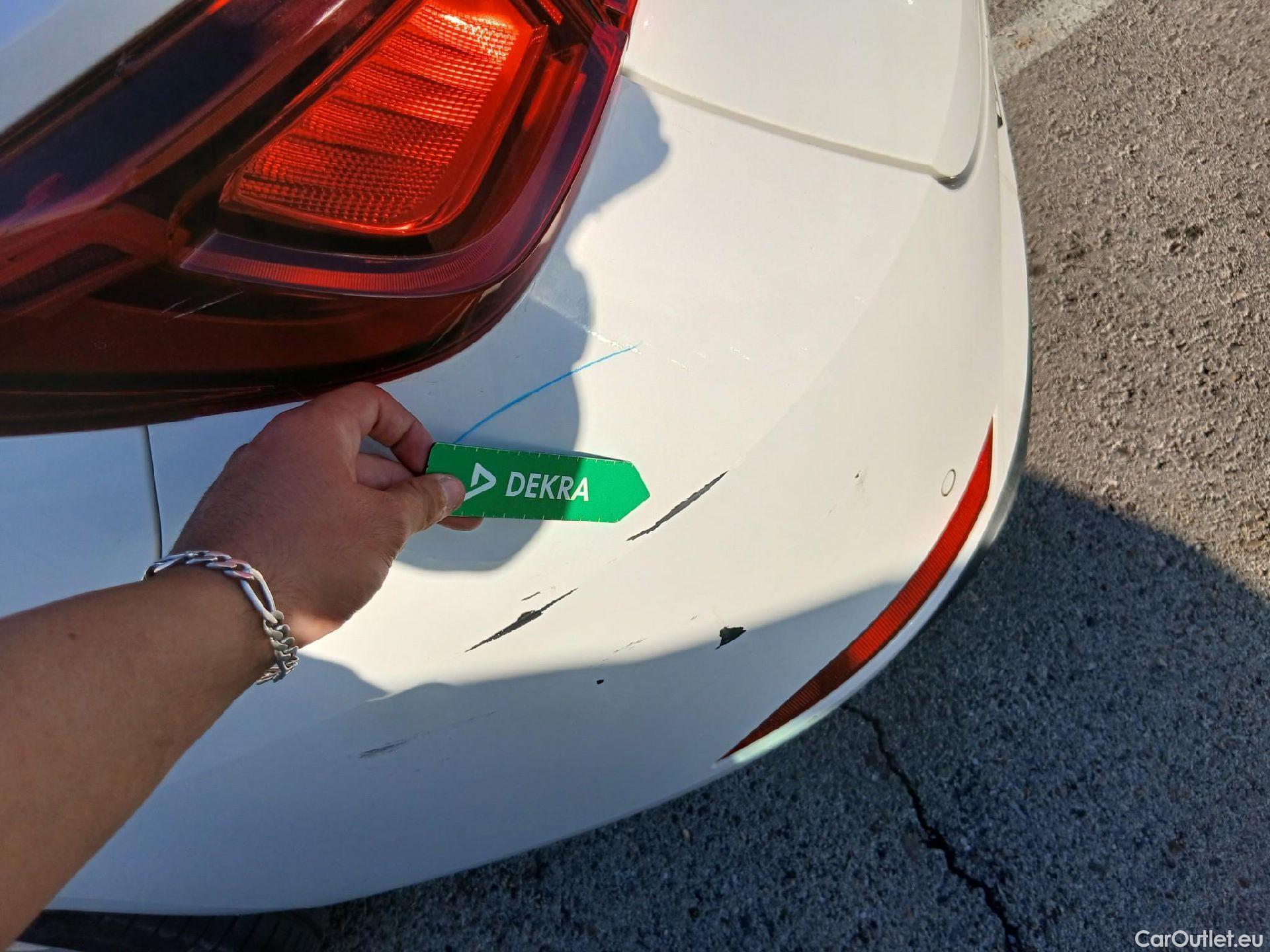  Seat  Leon SEAT Nuevo León / 2020 / 5P / familiar SP 2.0 TDI 85kW Style Go(SP) #11