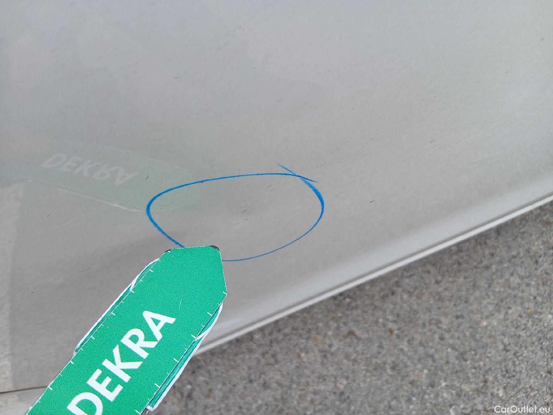  Peugeot  308 PEUGEOT  / 2017 / 5P / familiar SW Style BlueHDi 130 S&S #10