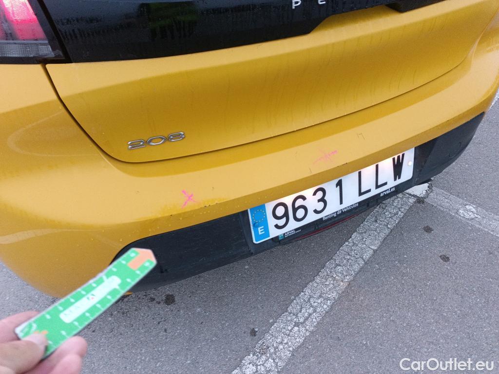  Peugeot  208 PEUGEOT  / 2019 / 5P / berlina con portón PureTech 73kW (100CV) Active #13