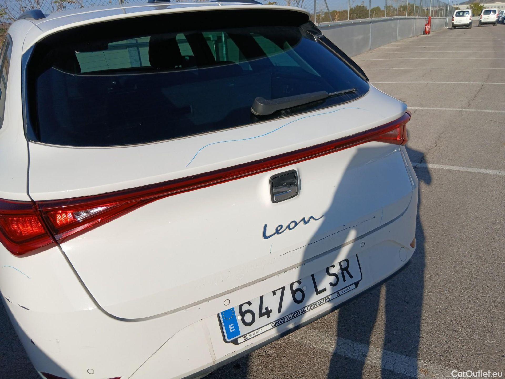  Seat  Leon SEAT Nuevo León / 2020 / 5P / familiar SP 2.0 TDI 85kW Style Go(SP) #12