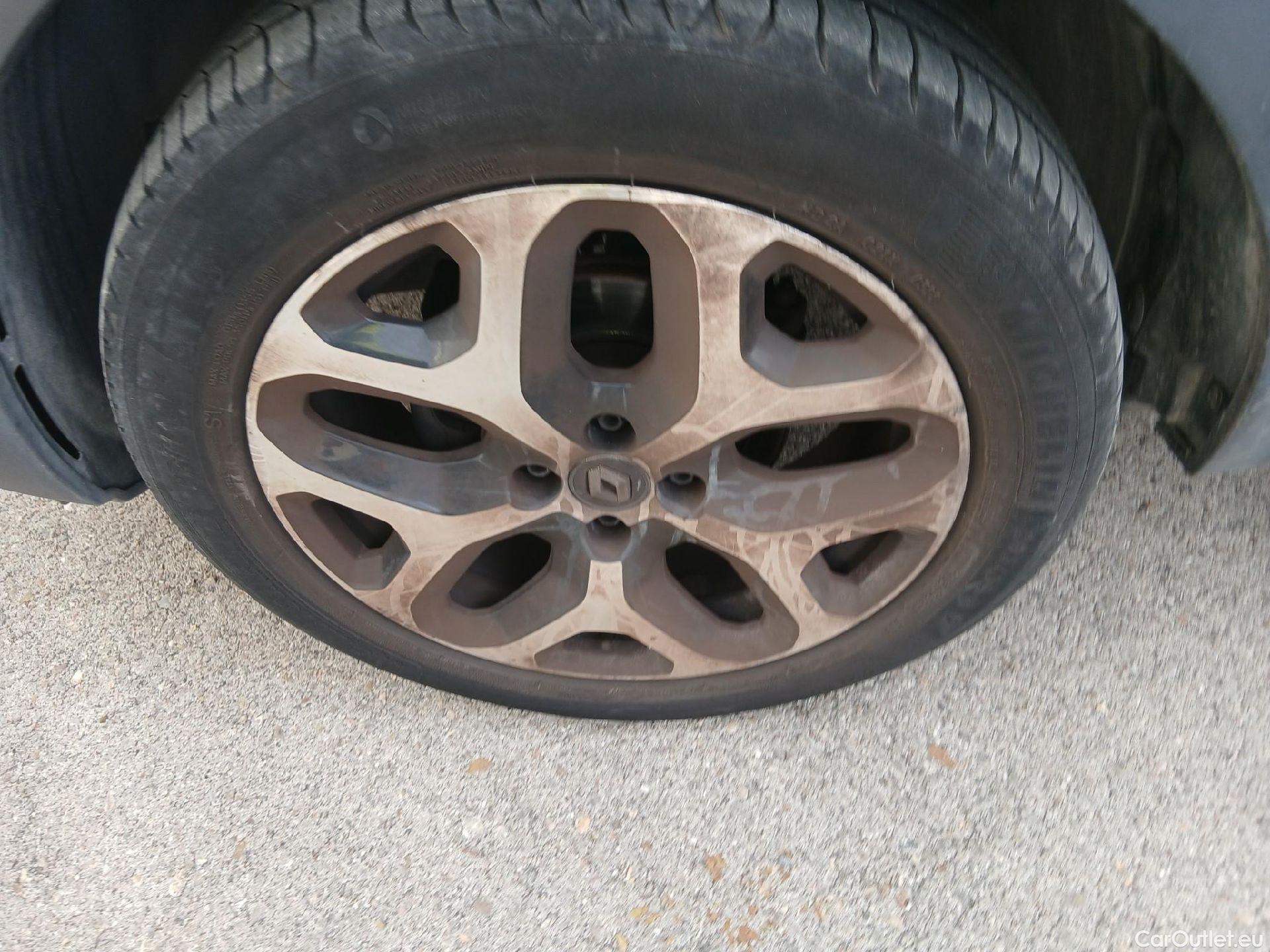  Renault  Captur  Zen 0.9 TCe 90CV MT5 E6 #9