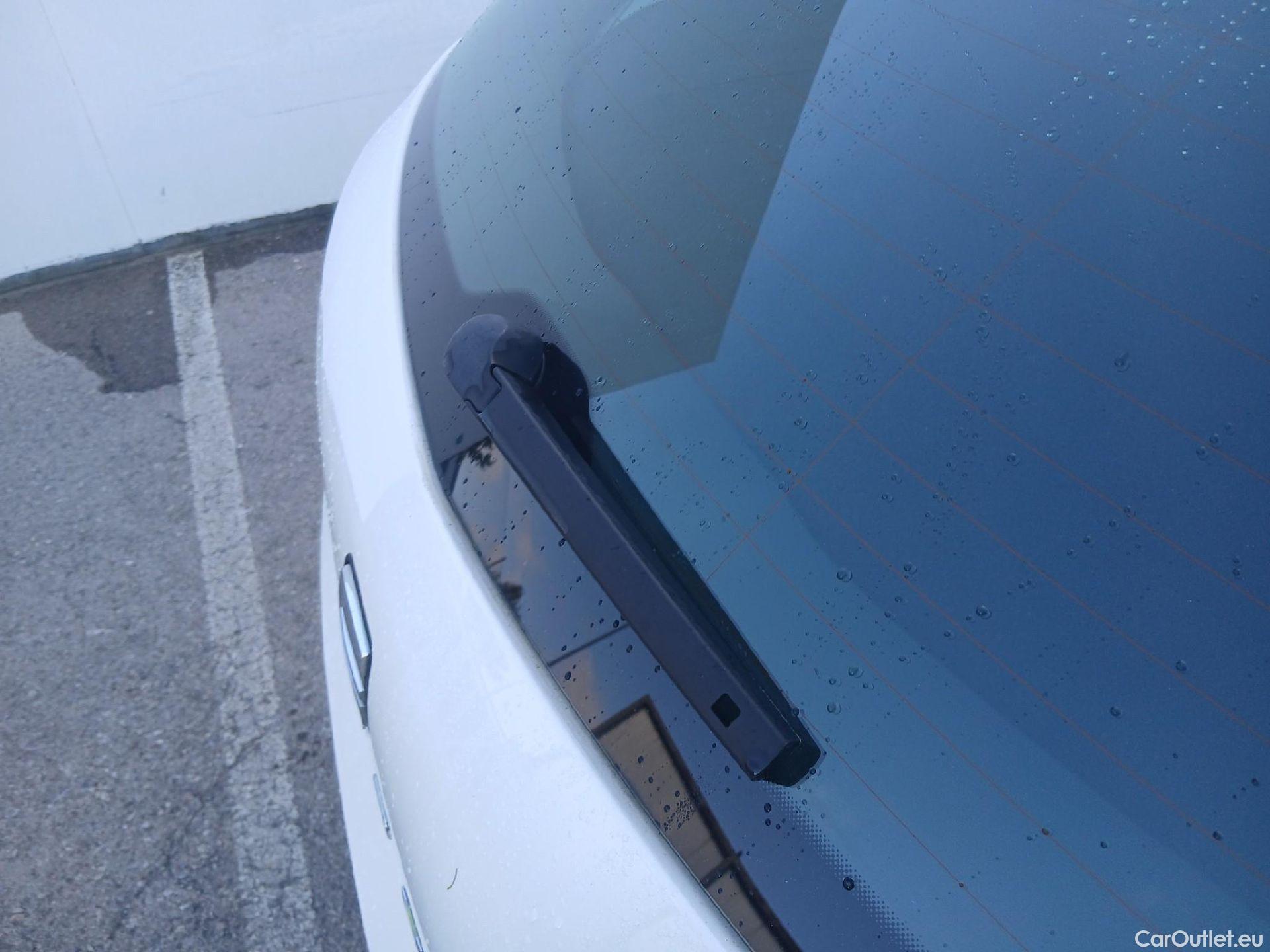  Seat  Leon SEAT León / 2016 / 5P / berlina con portón 2.0 TDI 110kW (150CV) St&Sp Style #31