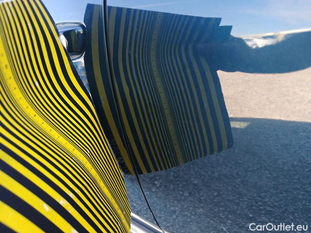  Peugeot  5008 PEUGEOT  / 2020 / 5P / todoterreno 1.5 BlueHDi 96kW S&S GT EAT8 #29