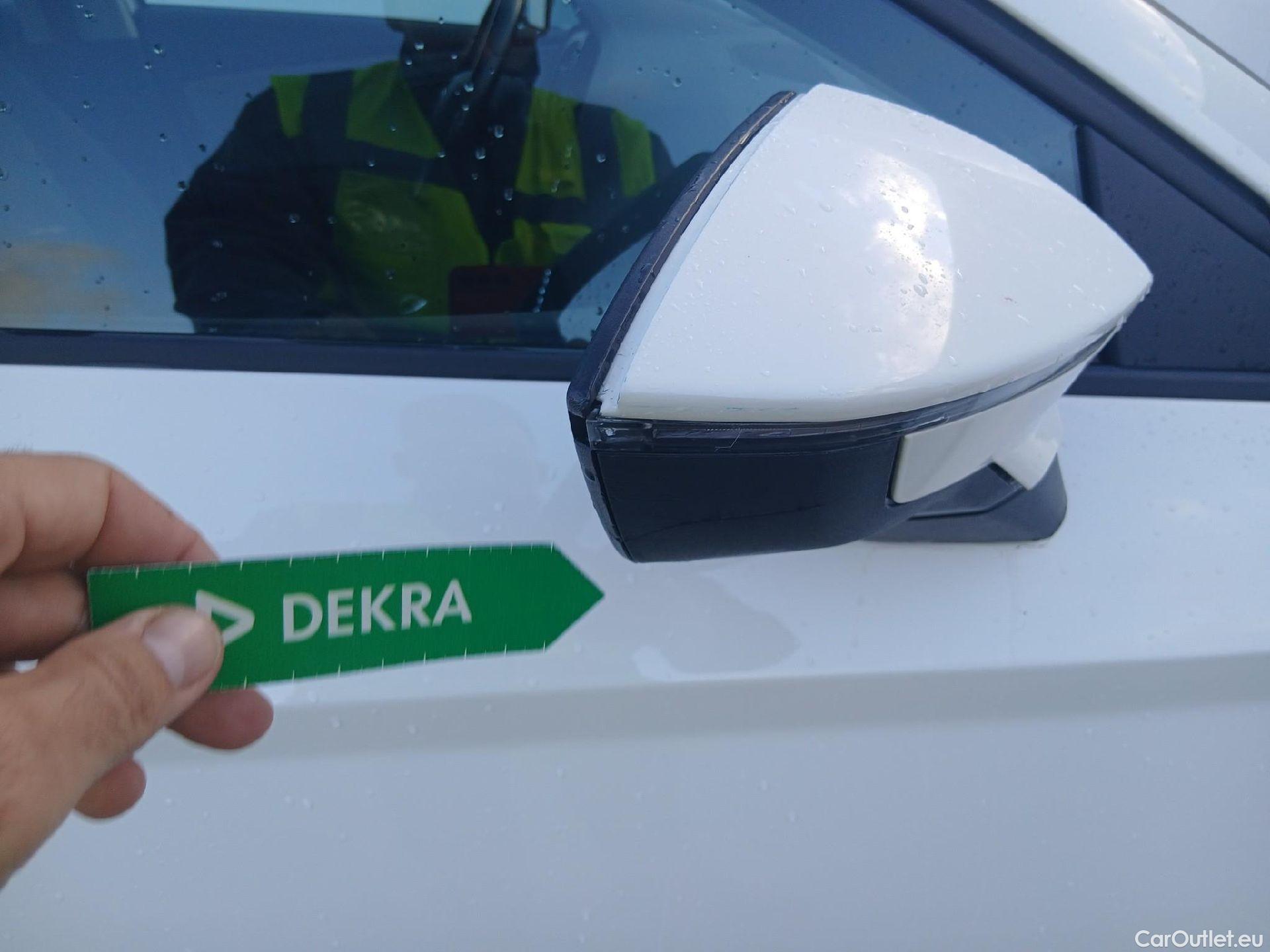  Seat  Leon SEAT León / 2016 / 5P / berlina con portón 2.0 TDI 110kW (150CV) St&Sp Style #29