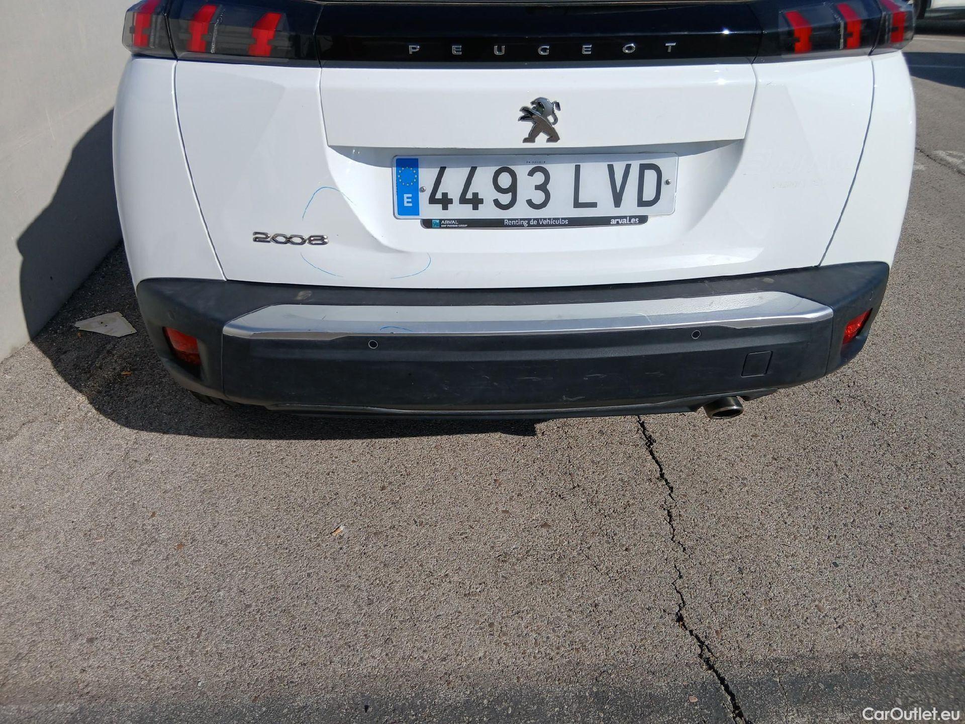  Peugeot  2008 PEUGEOT  / 2019 / 5P / todoterreno Active BlueHDI 81kW (110CV) #21