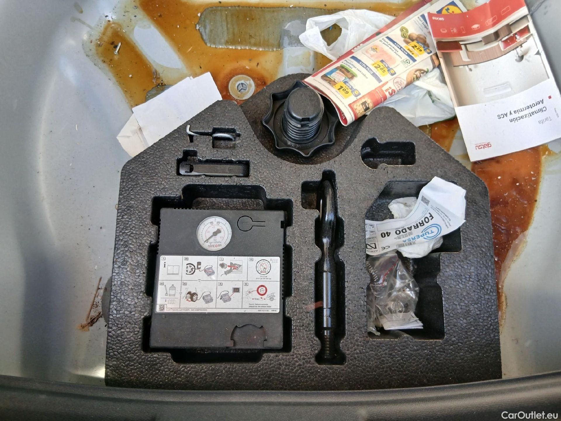  Seat  Leon SEAT Nuevo León / 2020 / 5P / familiar SP 2.0 TDI 85kW Style Go(SP) #32