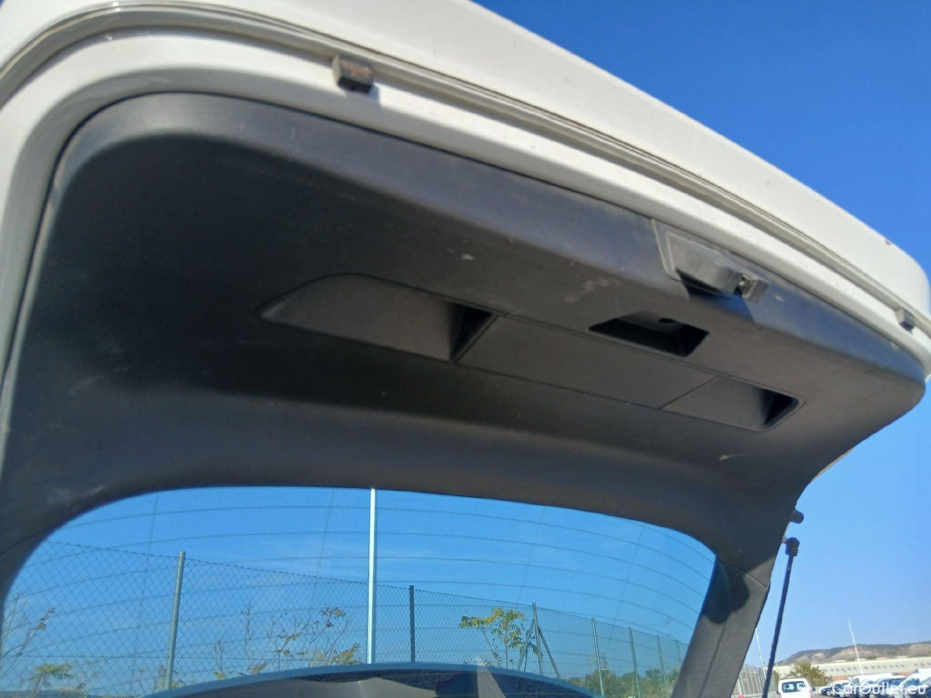  Seat  Leon SEAT Nuevo León / 2020 / 5P / familiar SP 2.0 TDI 85kW Style Go(SP) #28