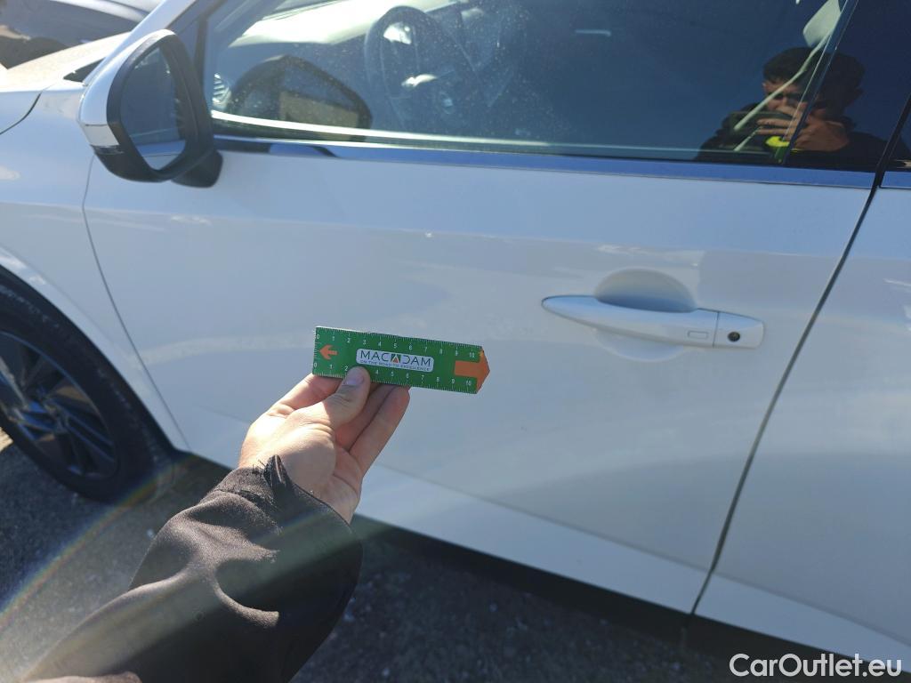  Nissan  Qashqai NISSAN  / 2021 / 5P / todoterreno DIG-T 103kW (140CV) mHEV 4x2 Acenta #3