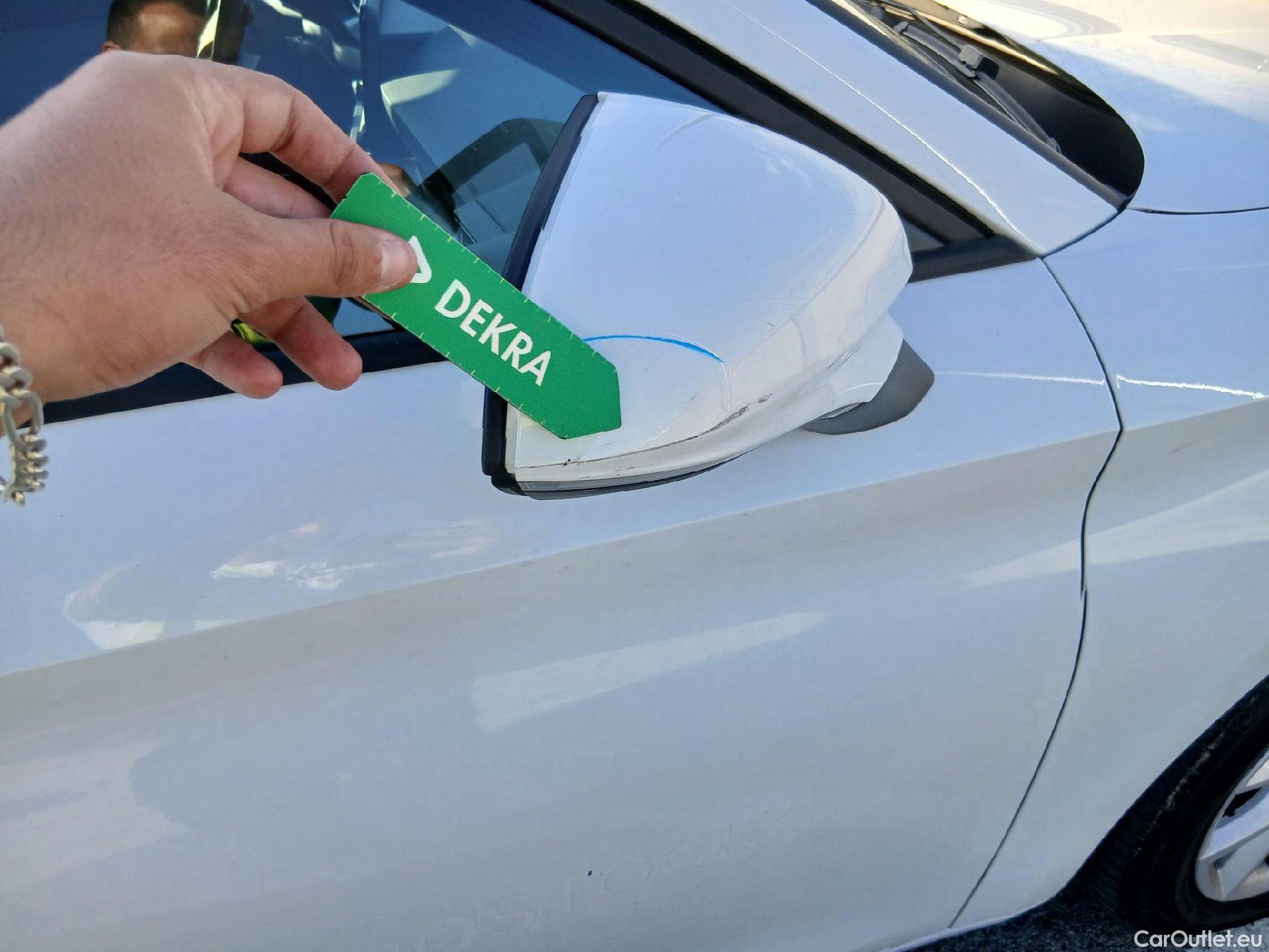  Seat  Leon SEAT Nuevo León / 2020 / 5P / familiar SP 2.0 TDI 85kW Style Go(SP) #17