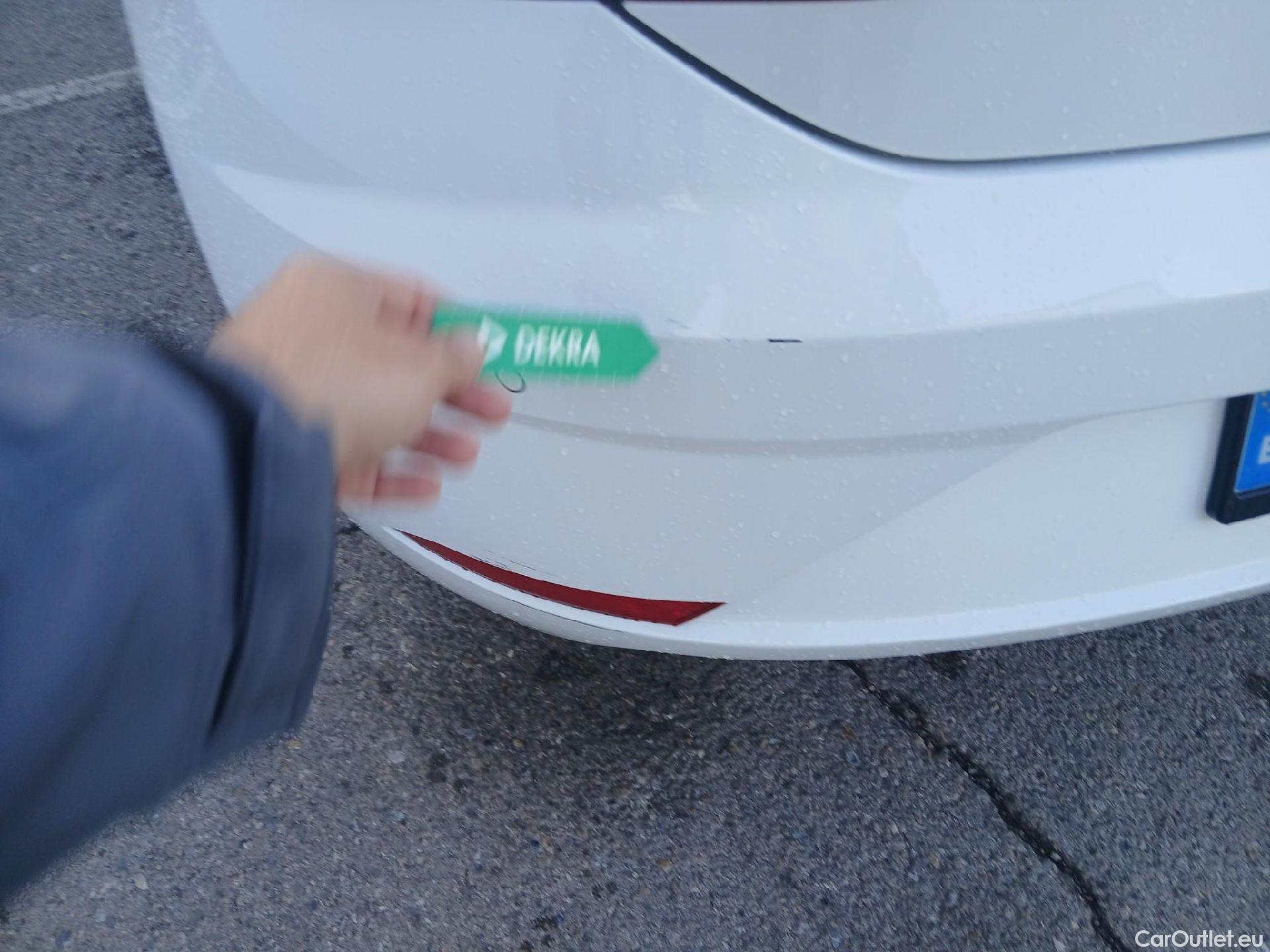  Seat  Leon SEAT León / 2016 / 5P / berlina con portón 2.0 TDI 110kW (150CV) St&Sp Style #20