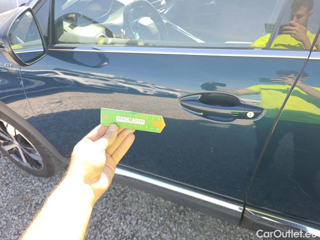  Peugeot  5008 PEUGEOT  / 2020 / 5P / todoterreno 1.5 BlueHDi 96kW S&S GT EAT8 #16