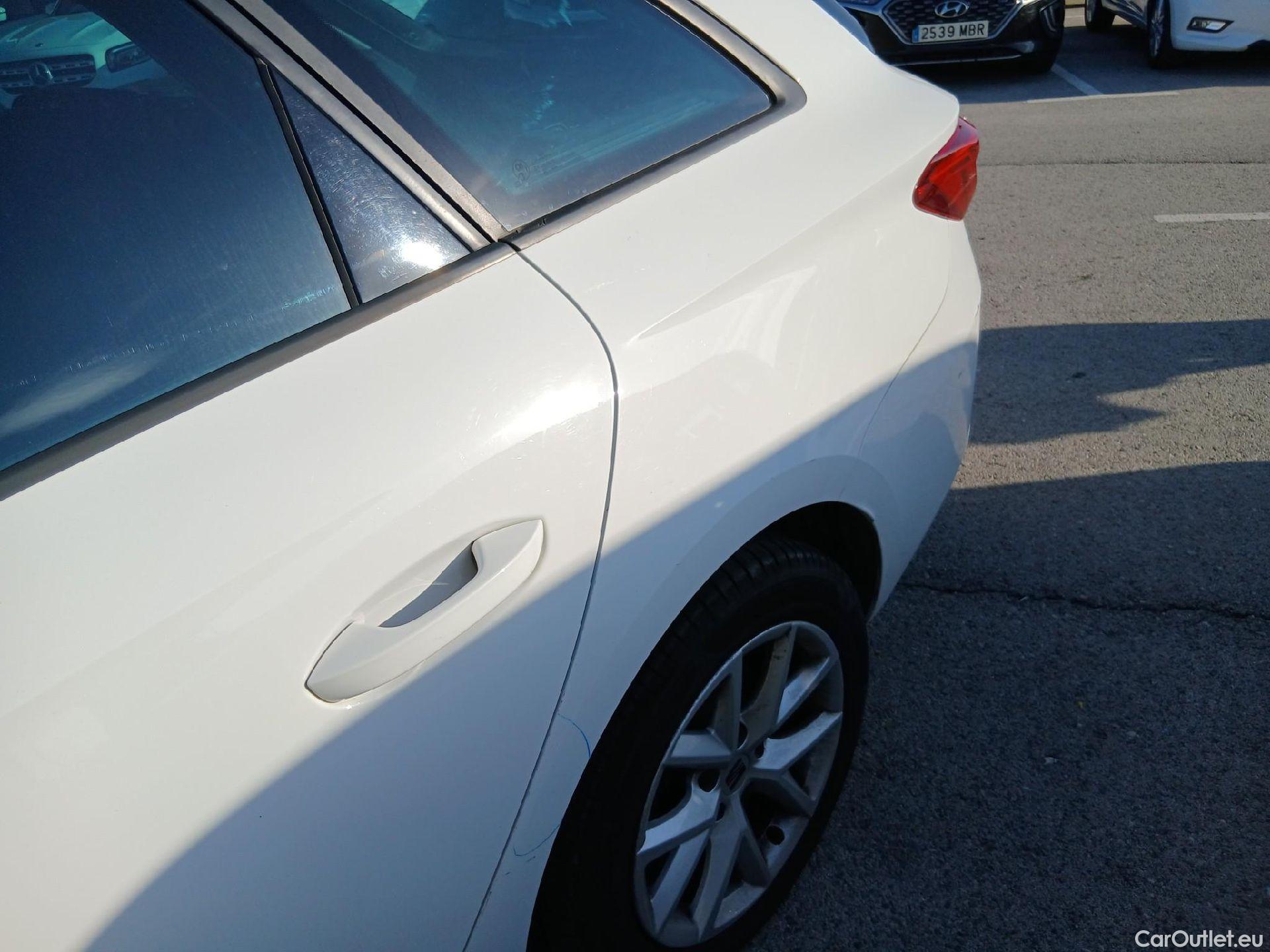  Seat  Leon SEAT Nuevo León / 2020 / 5P / familiar SP 2.0 TDI 85kW Style Go(SP) #9