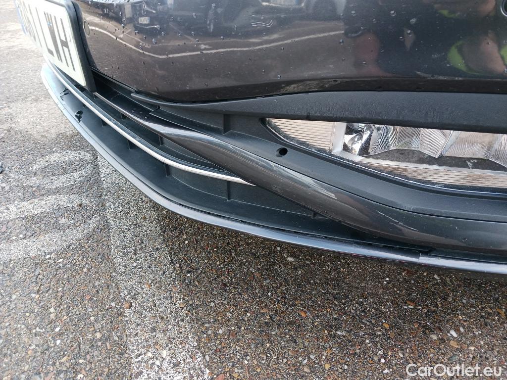  Volkswagen  Passat VOLKSWAGEN  / 2019 / 5P / familiar Variant Executive 2.0 TDI 110kW DSG #7