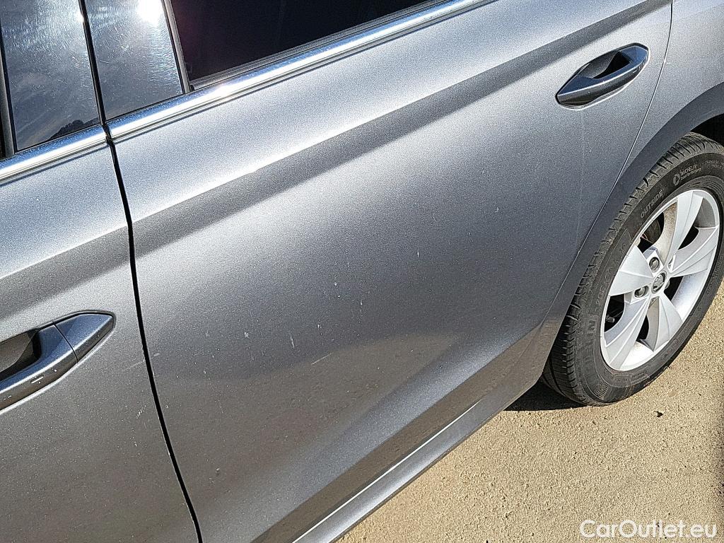  Skoda  Octavia SKODA  / 2020 / 5P / berlina con portón 2.0 TDI 110kW (150 CV) DSG Ambition #11