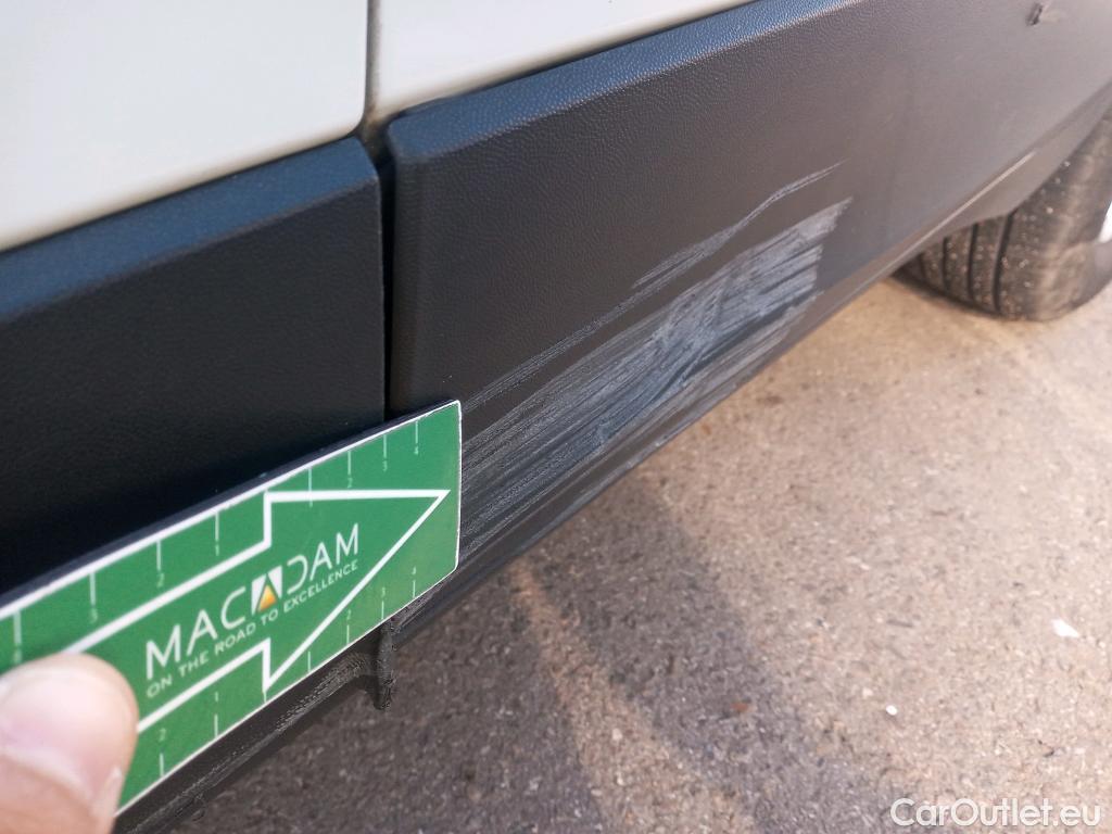  Volkswagen  T-CROSS VOLKSWAGEN  / 2018 / 5P / todoterreno Advance 1.0 TSI 81kW (110CV) DSG (AC3) #9