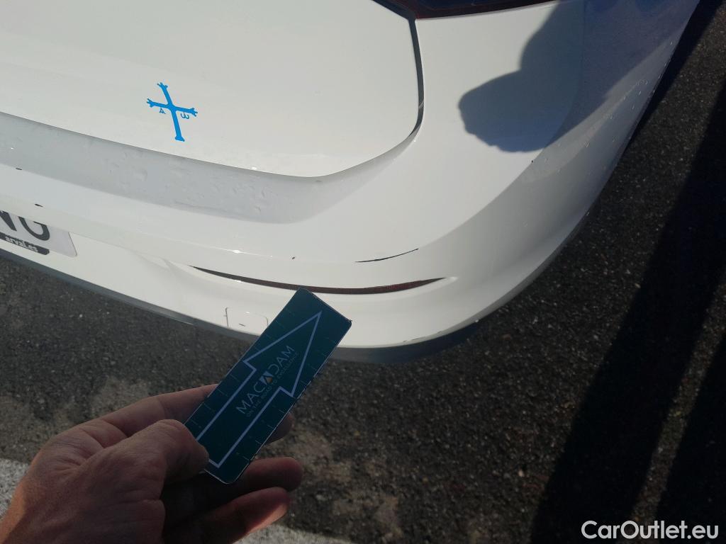  Volkswagen  Golf  VOLKSWAGEN / 2020 / 5P / berlina con portón 2.0 TDI 85kW (115CV) #20