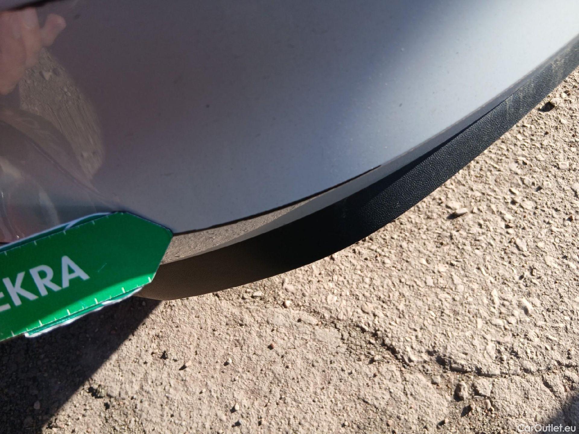  Volkswagen  Golf  VOLKSWAGEN / 2020 / 5P / berlina con portón Life 1.0 eTSI 81kW (110CV) DSG #14