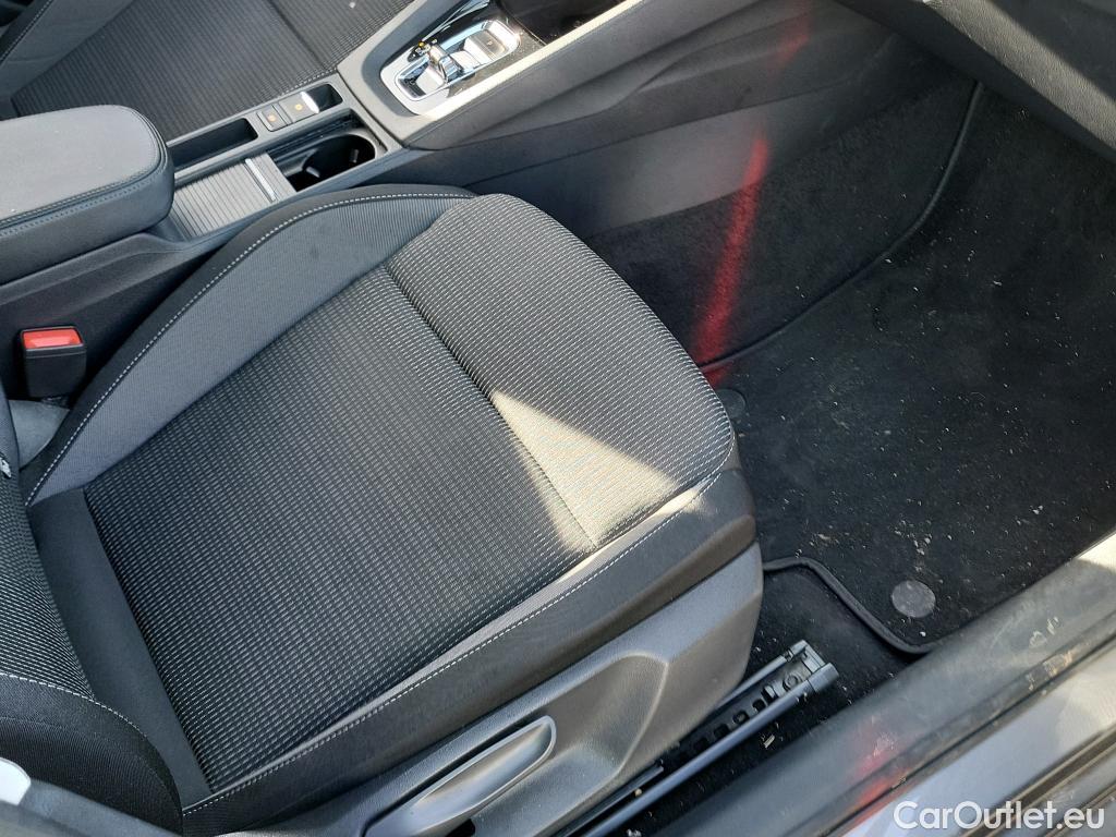  Skoda  Octavia SKODA  / 2020 / 5P / berlina con portón 2.0 TDI 110kW (150 CV) DSG Ambition #15