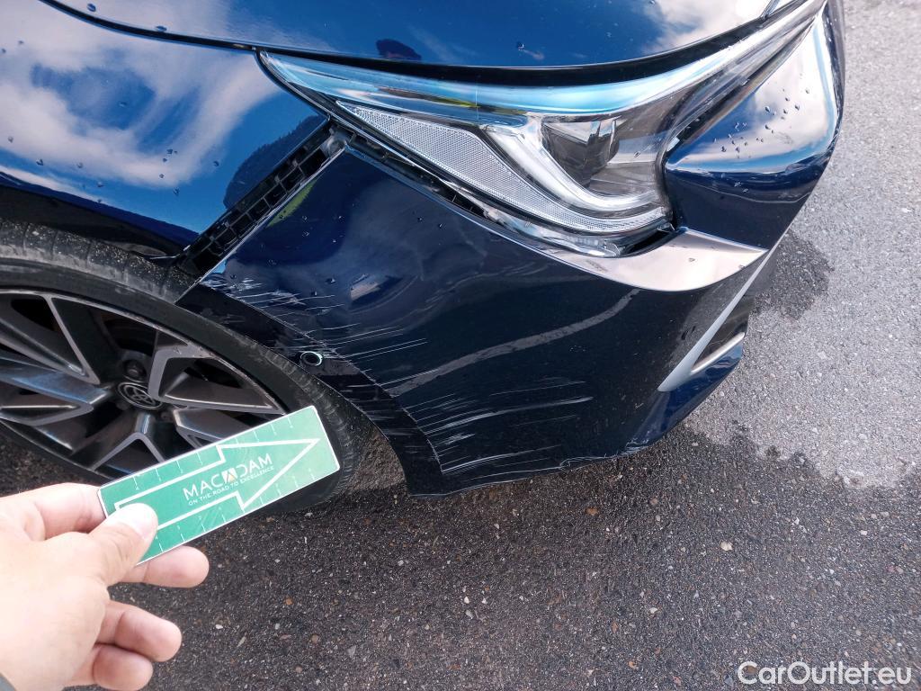  Toyota  Corolla TOYOTA  / 2019 / 5P / berlina con portón 2.0 180H ADVANCE E-CVT #12