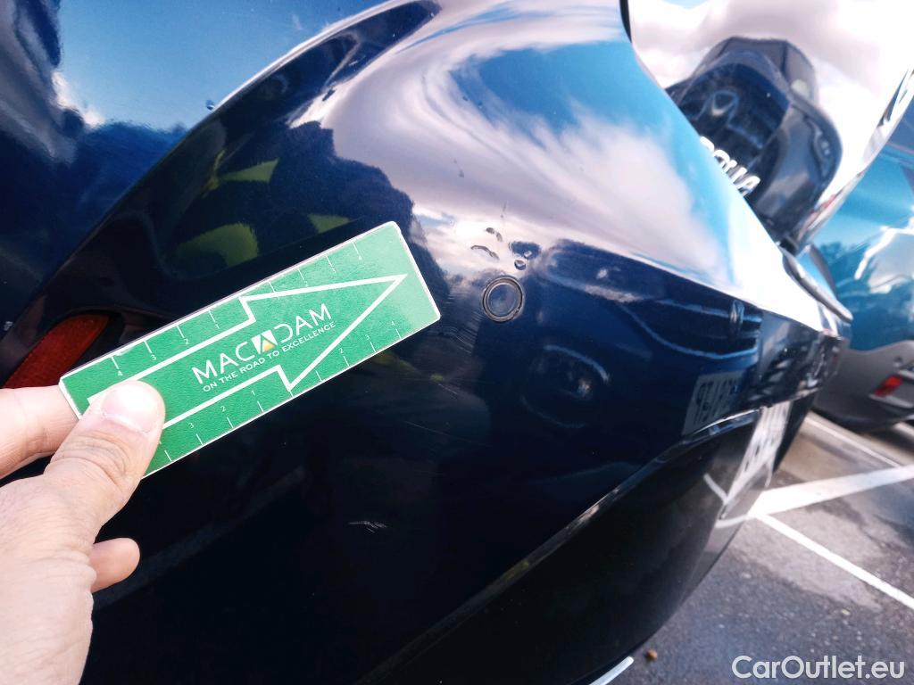  Toyota  Corolla TOYOTA  / 2019 / 5P / berlina con portón 2.0 180H ADVANCE E-CVT #31