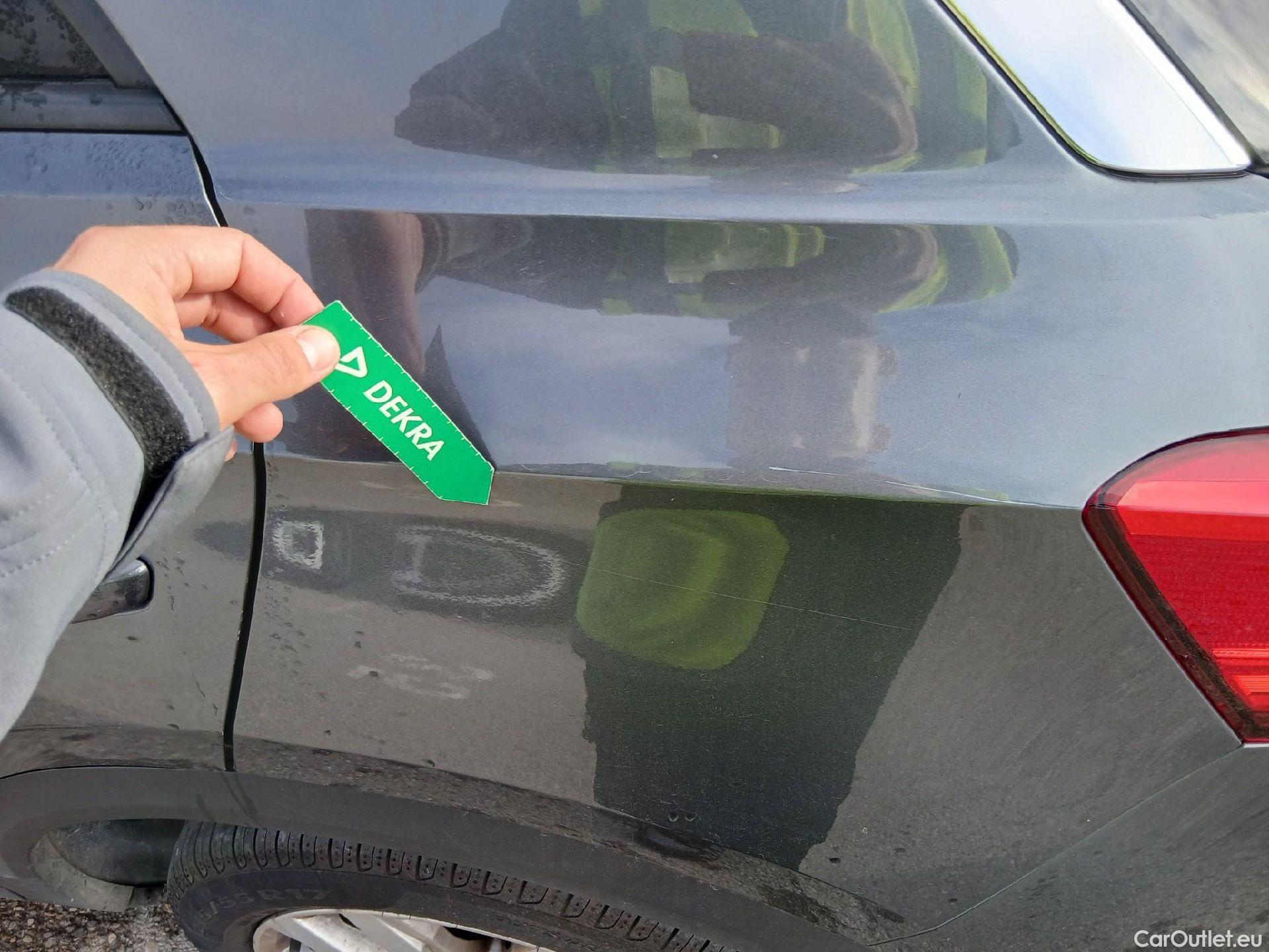  Volkswagen  T-ROC VOLKSWAGEN  / 2017 / 5P / todoterreno Advance 1.0 TSI 81kW (110CV) #12