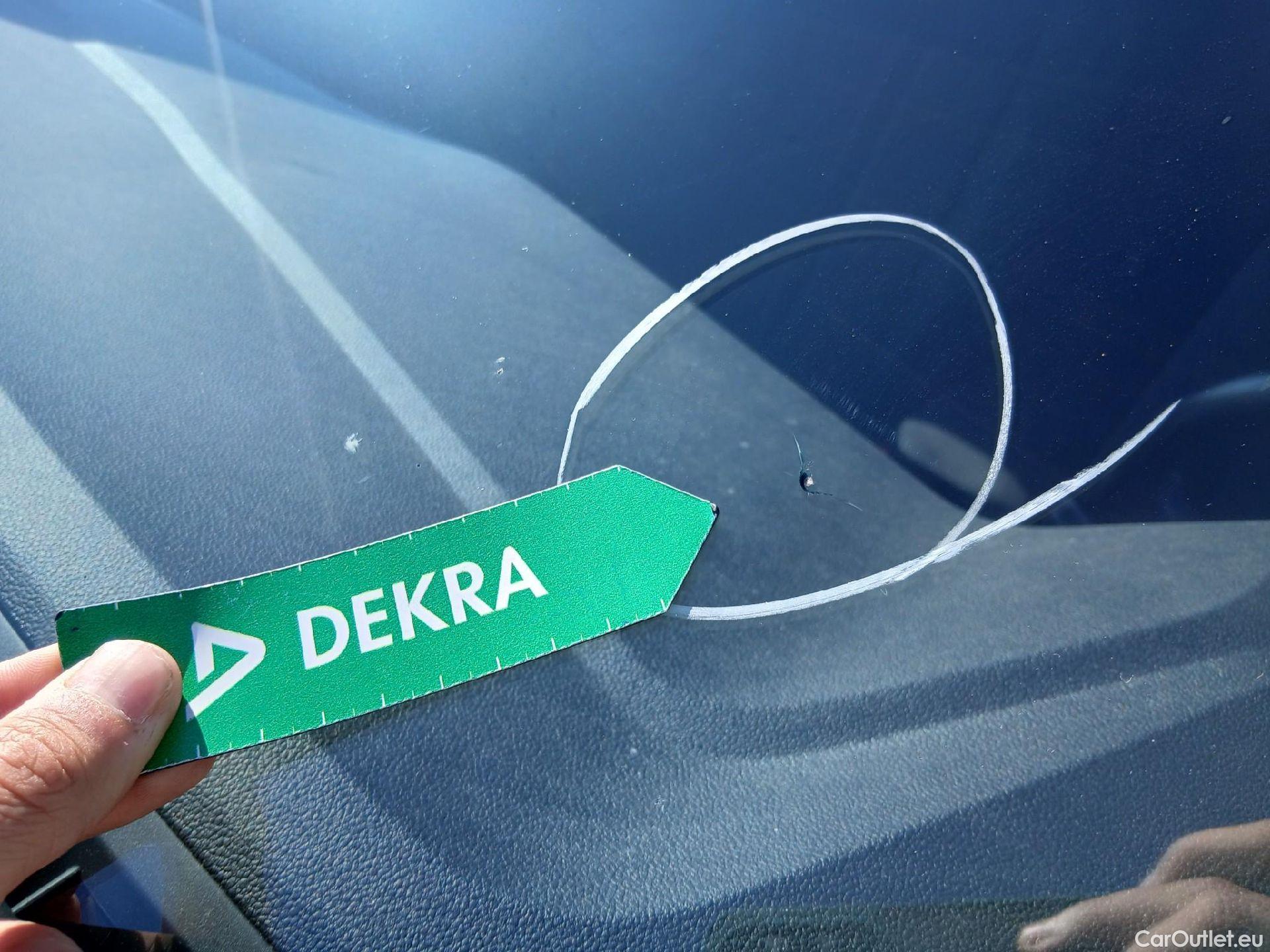  Volkswagen  T-ROC  Advance 2.0 TDI 150CV AT7 E6d #2