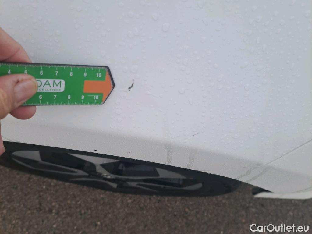  Toyota  Aygo TOYOTA  / 2018 / 5P / minicoche 1.0 70 x-play #15