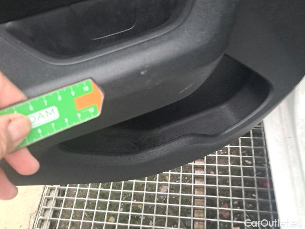  Toyota  Aygo TOYOTA  / 2018 / 5P / minicoche 1.0 70 x-play #2