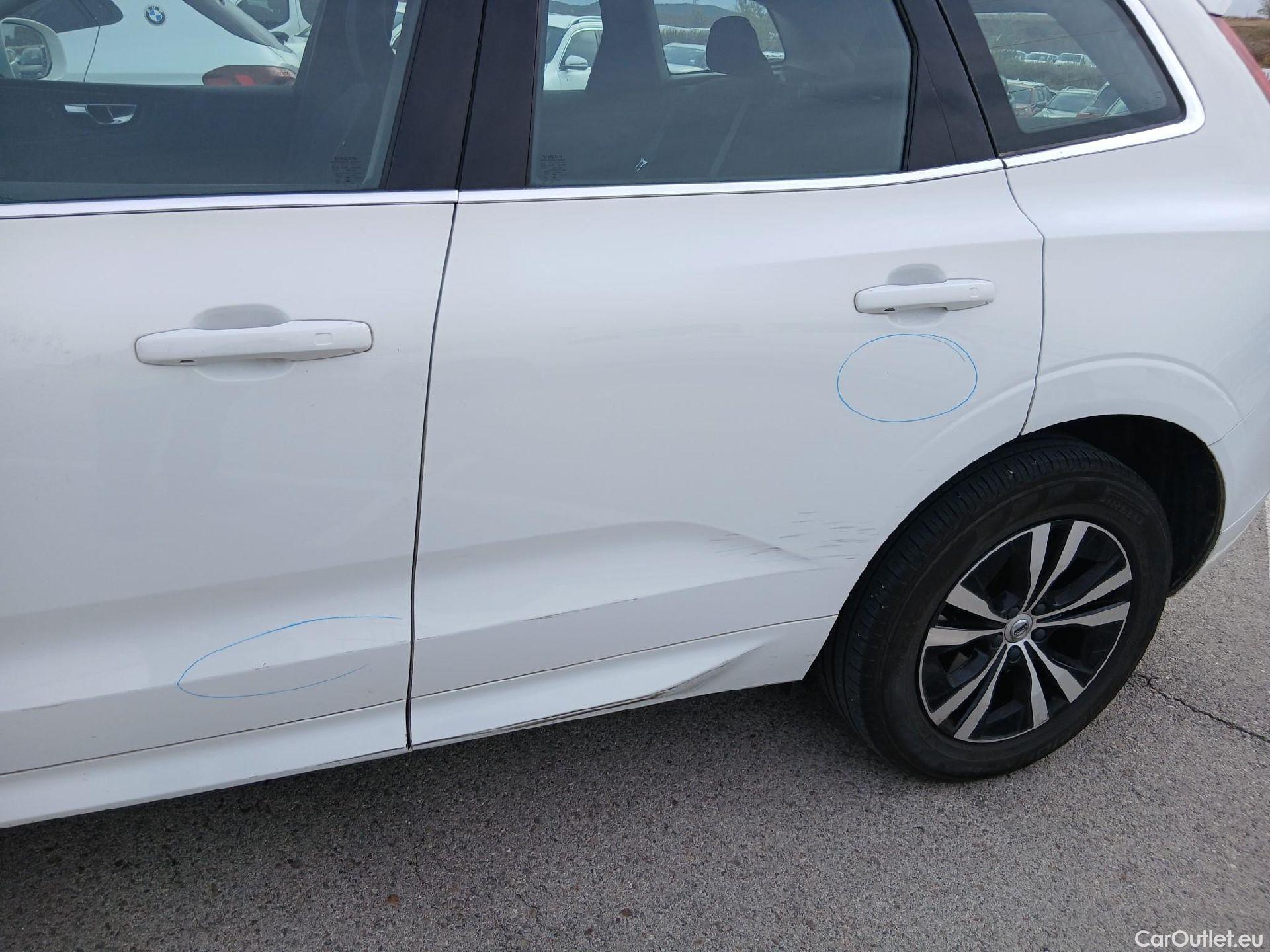  Volvo  XC60 VOLVO  / 2017 / 5P / todoterreno 2.0 B4 D Momentum Pro Auto #16