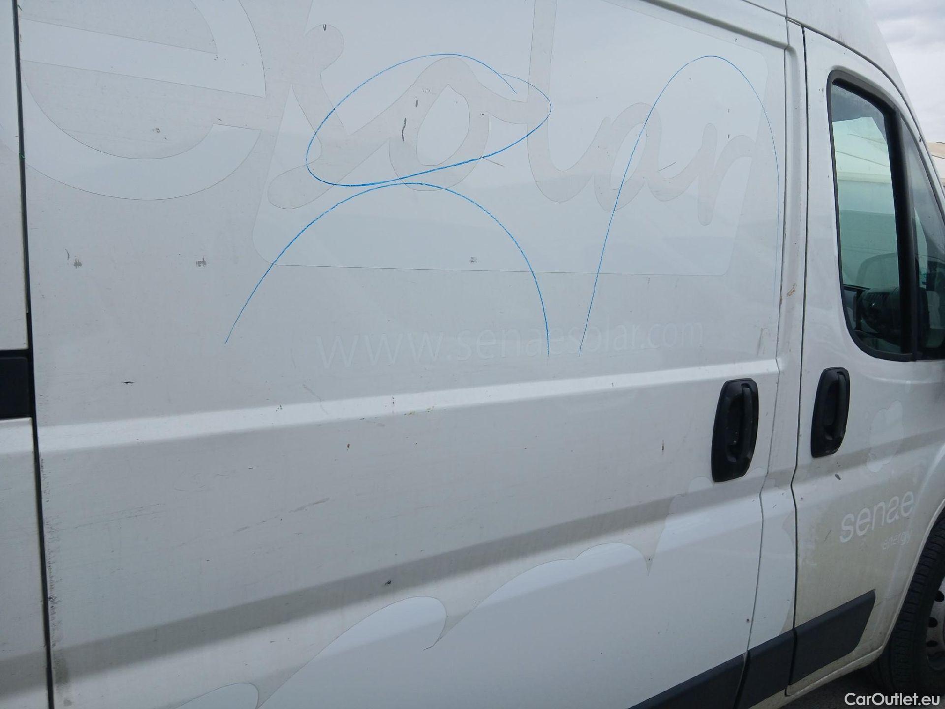  Citroen  Jumper CITROEN  / 2014 / 4P / furgón BlueHDi 96KW (130CV) Furgón 35L2H2 #52