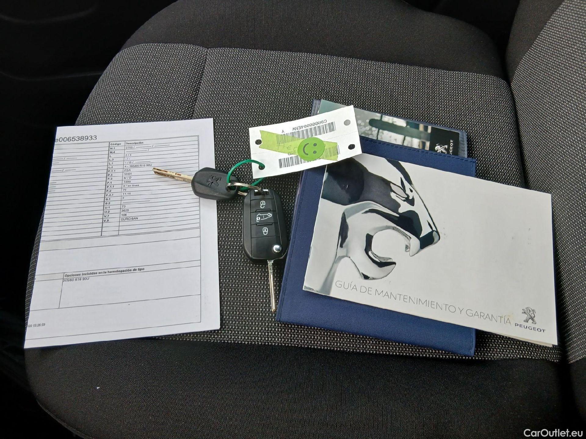  Peugeot  Partner PEUGEOT  / 2018 / 3P / furgón derivado de turismo Pro Standard 600kg BlueHDi 73kW #1