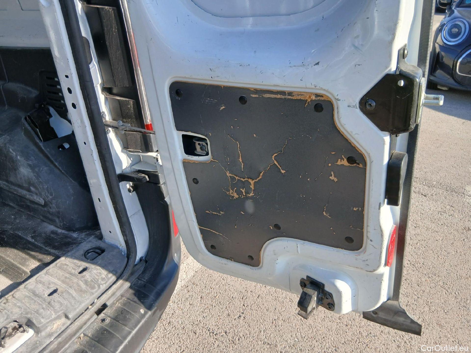  Nissan  NV200 NISSAN NV250 / 2019 / 4P / furgón 2pl 1.5dCi 70 kW (95 CV) L2H1 COMFORT #18