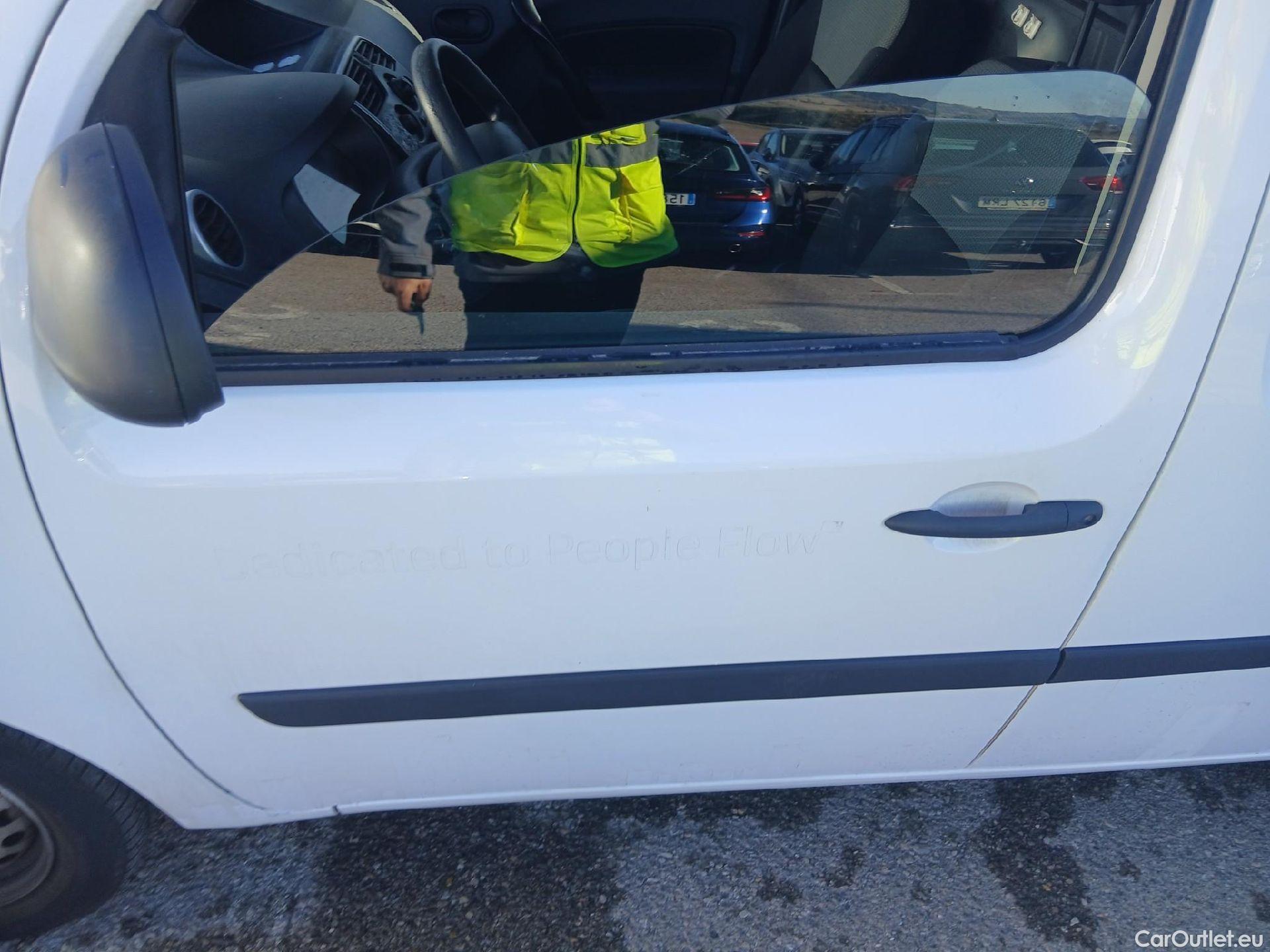  Renault  Kangoo RENAULT  Furgón/2013/3P/furgón derivado de turismo Profesional Blue dCi 70kW (95CV) #10