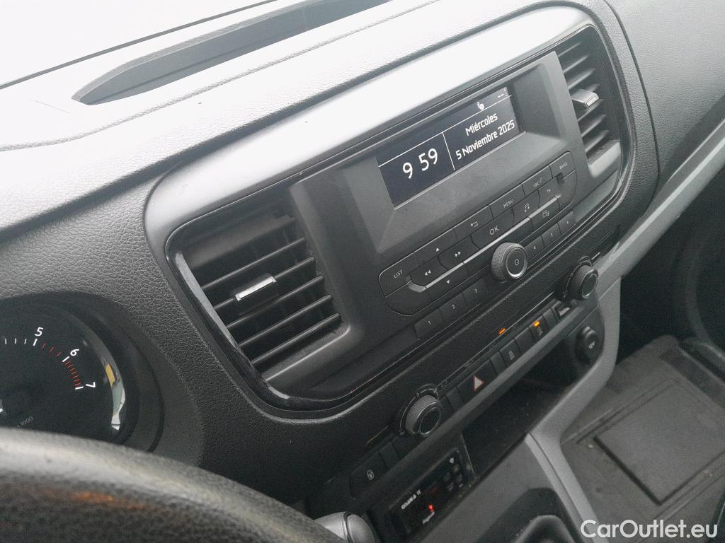  Opel  Vivaro OPEL  / 2019 / 4P / furgón 1.5 Diésel 88kW (120CV) M Std Express ISOTERMO + EQUIPO DE FRIO #19